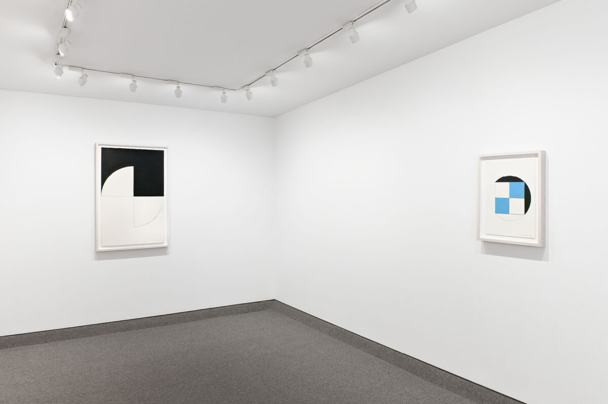 Installation view of "Leon Polk Smith: Circle and Square, 1948-1987" at Krakow Witking Gallery