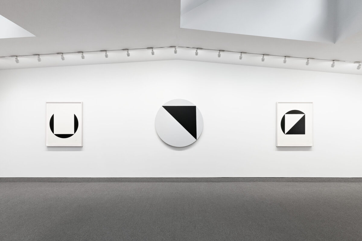 Installation view of "Leon Polk Smith: Circle and Square, 1948-1987" at Krakow Witking Gallery