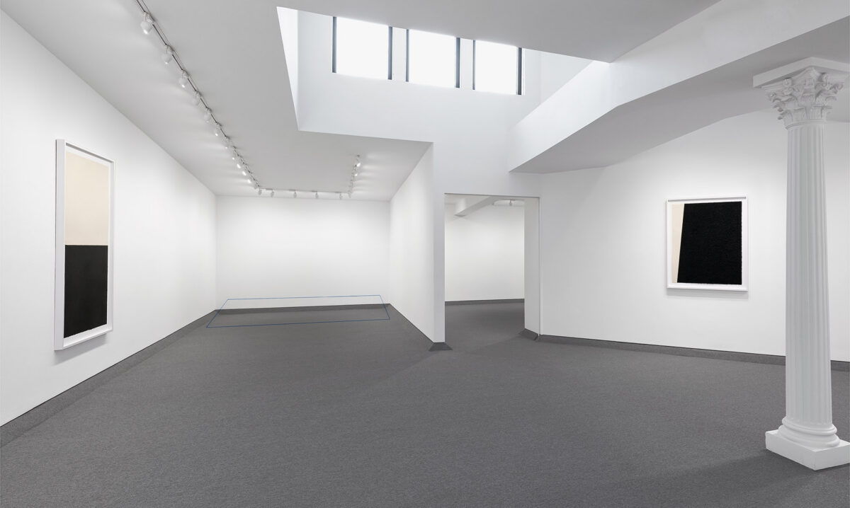 Installation view of Richard Serra and Fred Sandback at Krakow Witkin Gallery, Boston.